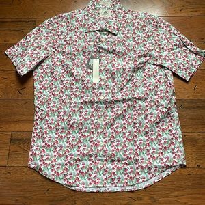 Men’s size large button down top